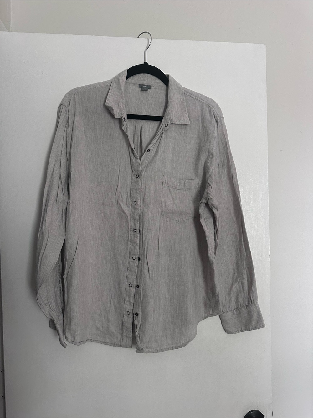 aerie Light Gray Casual Button-Down Shirt
